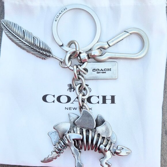 Stegosaurus Bag Charm ©️2017 Vintage Charm - Picture 1 of 7